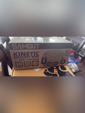 Kinetic Recovery Rope with Soft Shackles - Brown